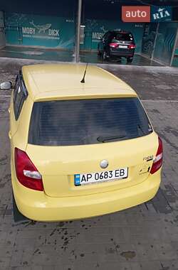 Хэтчбек Skoda Fabia 2008 в Запорожье