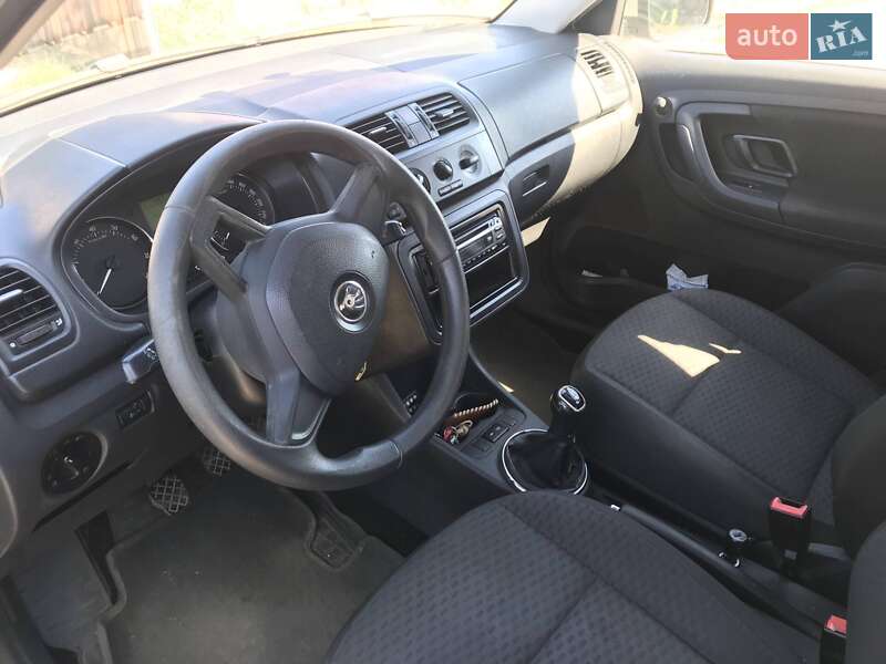 Универсал Skoda Fabia 2013 в Чернигове