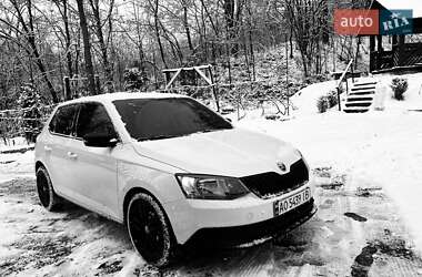 Хэтчбек Skoda Fabia 2016 в Сваляве