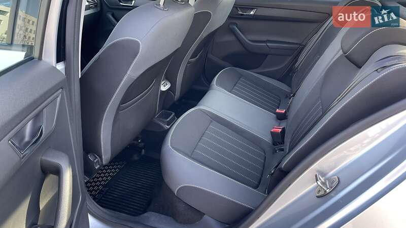 Хэтчбек Skoda Fabia 2020 в Киеве