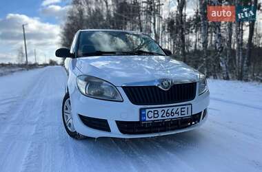 Универсал Skoda Fabia 2010 в Мене