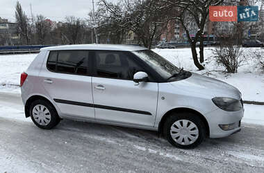 Хэтчбек Skoda Fabia 2013 в Киеве