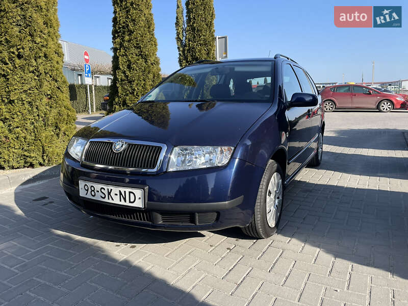 Универсал Skoda Fabia 2004 в Городке