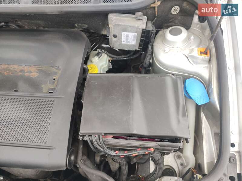 Седан Skoda Fabia 2004 в Бережанах