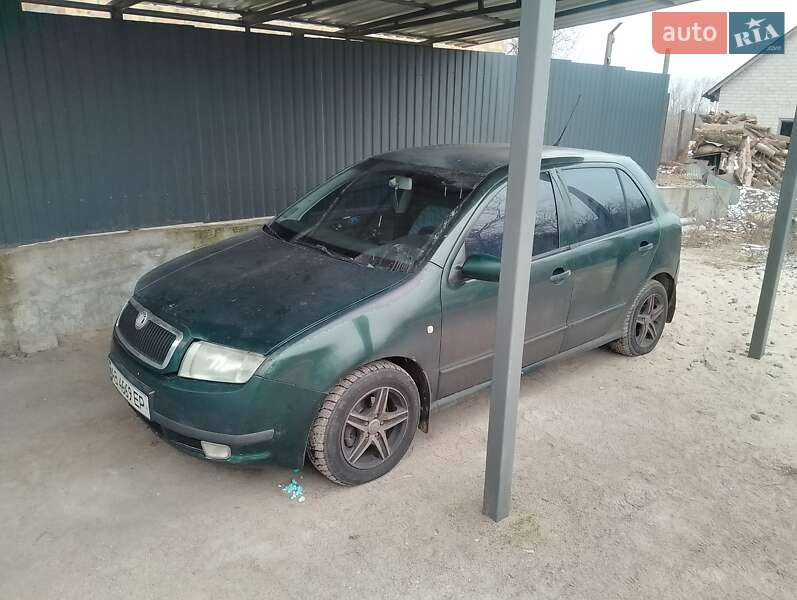 Седан Skoda Fabia 2002 в Обухове