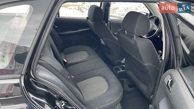 Универсал Skoda Fabia 2006 в Виннице