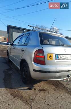 Хэтчбек Skoda Fabia 2004 в Фастове