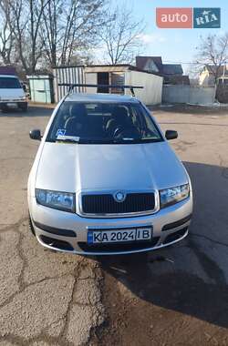 Хэтчбек Skoda Fabia 2004 в Фастове