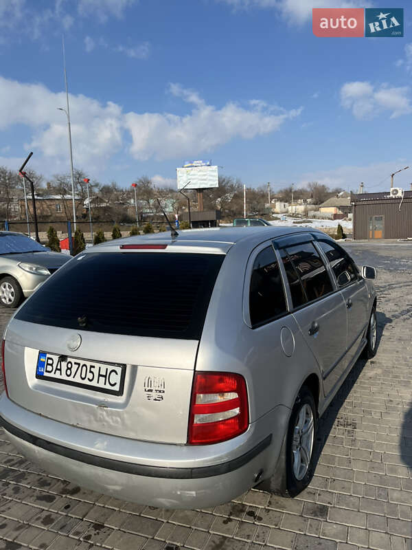 Універсал Skoda Fabia 2001 в Новоукраїнці