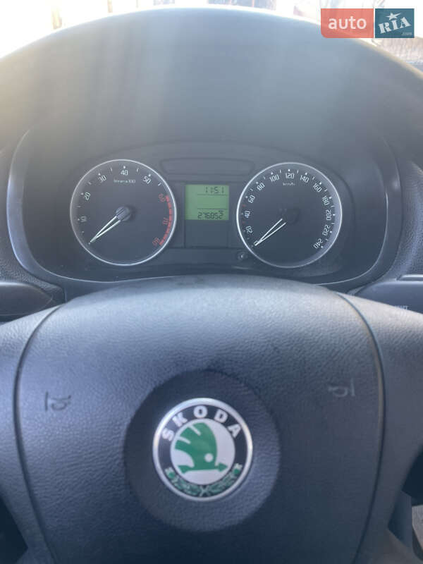 Хэтчбек Skoda Fabia 2008 в Яворове фото 14 Хэтчбек Skoda Fabia 2008 в Яворове