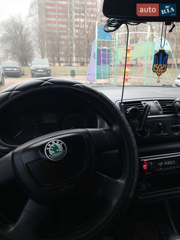 Універсал Skoda Fabia 2011 в Львові фото 15 Універсал Skoda Fabia 2011 в Львові