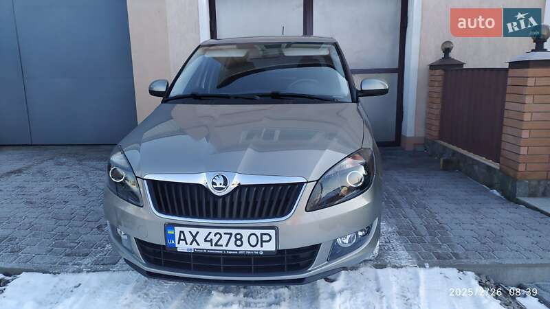 Хэтчбек Skoda Fabia 2013 в Богодухове