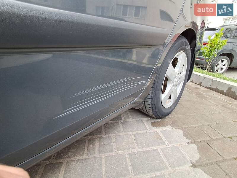 Універсал Skoda Fabia 2010 в Хмельницькому