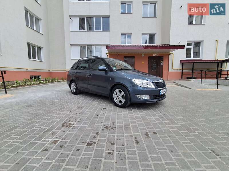 Универсал Skoda Fabia 2010 в 