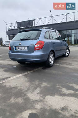 Универсал Skoda Fabia 2009 в 