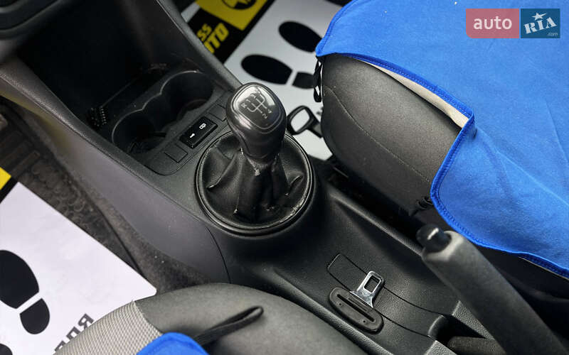 Хетчбек Skoda Fabia 2013 в Мукачевому