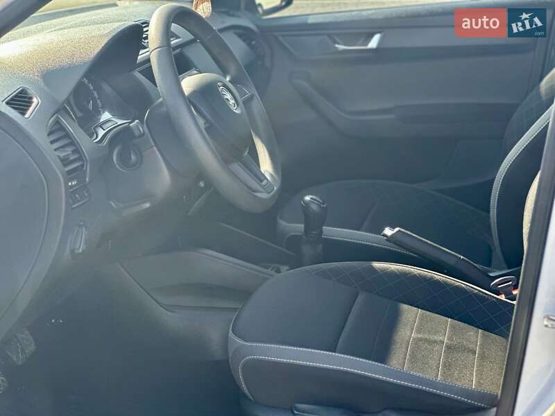 Хэтчбек Skoda Fabia 2019 в Мукачево