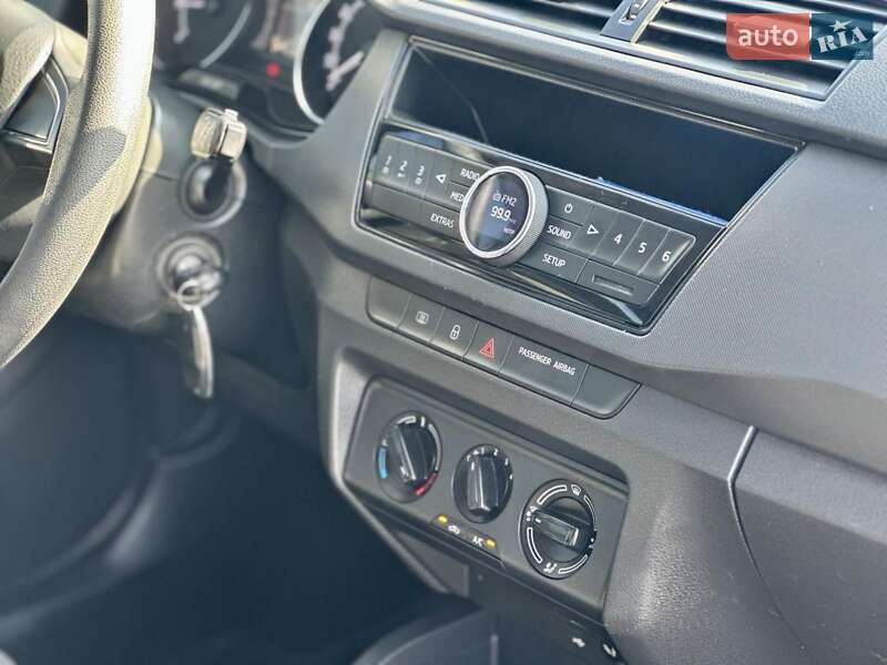 Хэтчбек Skoda Fabia 2019 в Мукачево