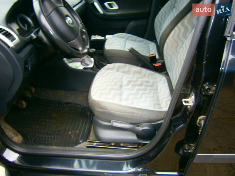 Універсал Skoda Fabia 2008 в Тростянці