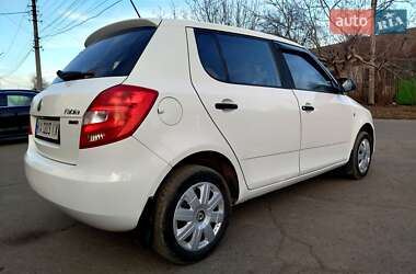 Хэтчбек Skoda Fabia 2011 в Первомайске