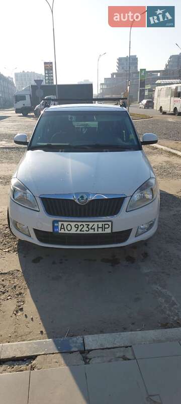 Универсал Skoda Fabia 2010 в Ужгороде