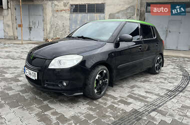 Хетчбек Skoda Fabia 2008 в Кам'янці-Бузькій