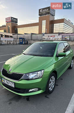 Хетчбек Skoda Fabia 2016 в Києві