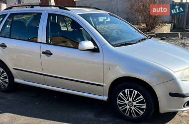 Универсал Skoda Fabia 2005 в Днепре