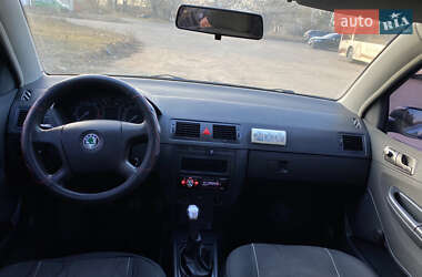 Седан Skoda Fabia 2004 в Кропивницком