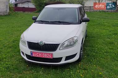 Універсал Skoda Fabia 2011 в Збаражі