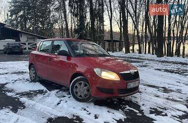 Хетчбек Skoda Fabia 2010 в 