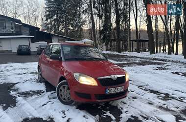 Хетчбек Skoda Fabia 2010 в 