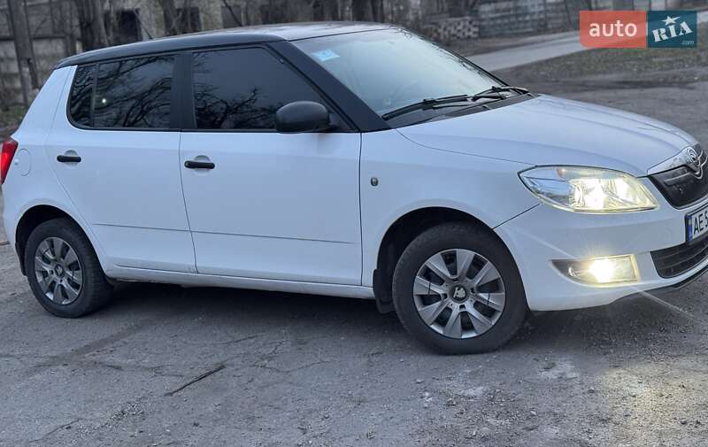 Хетчбек Skoda Fabia 2011 в Кривому Розі