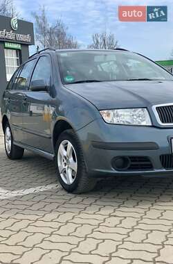 Универсал Skoda Fabia 2005 в Черновцах