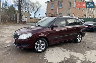 Универсал Skoda Fabia 2010 в Львове