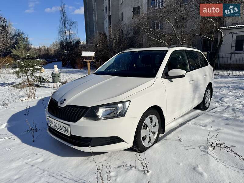 Универсал Skoda Fabia 2015 в 