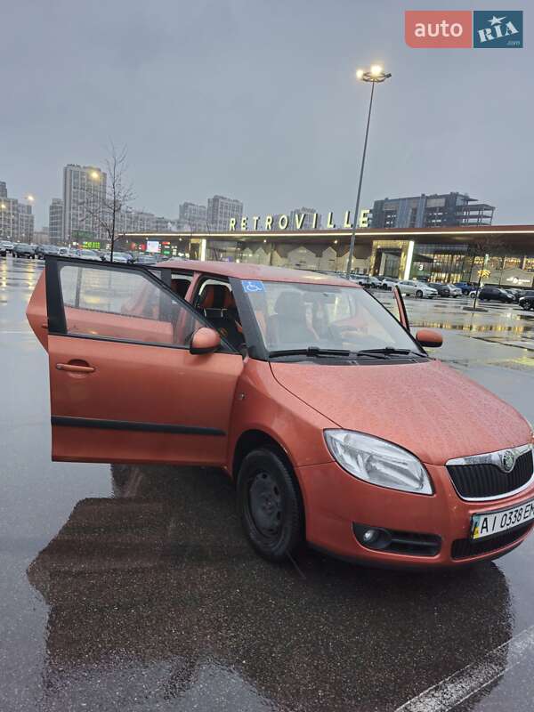 Хетчбек Skoda Fabia 2007 в Києві