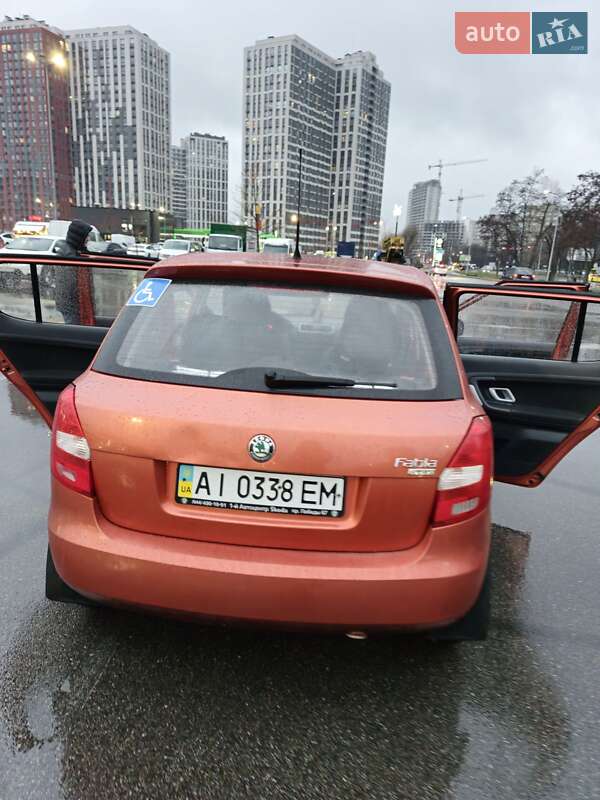 Хетчбек Skoda Fabia 2007 в Києві