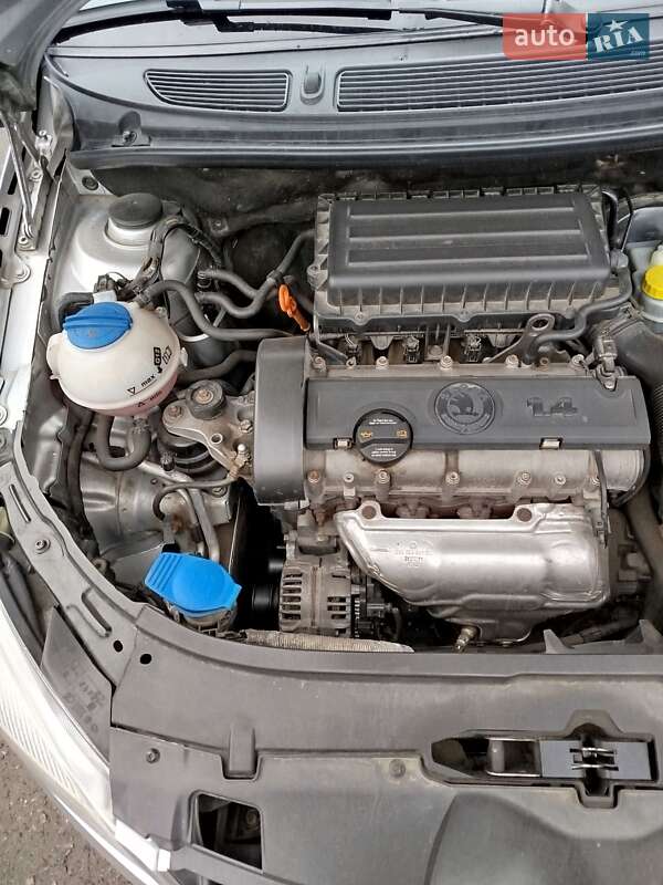 Універсал Skoda Fabia 2011 в Дніпрі