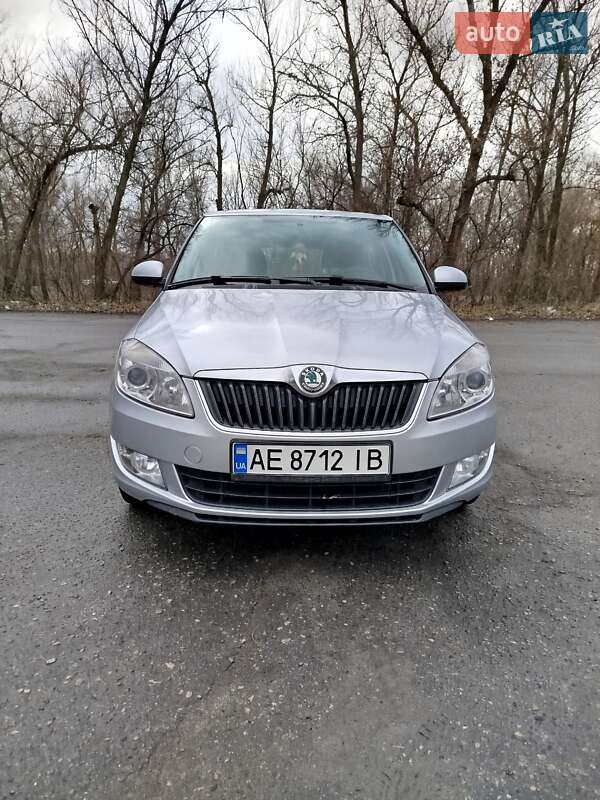 Універсал Skoda Fabia 2011 в Дніпрі