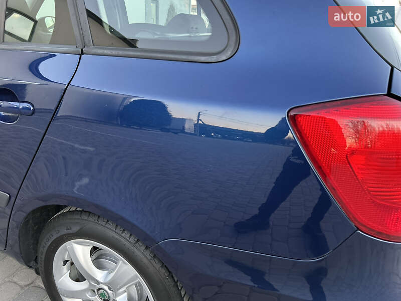 Універсал Skoda Fabia 2010 в Івано-Франківську