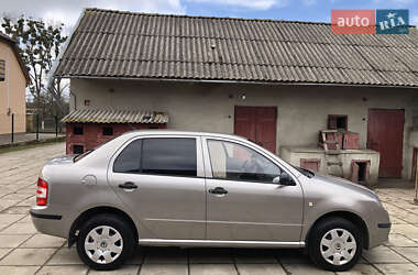 Хетчбек Skoda Fabia 2008 в 