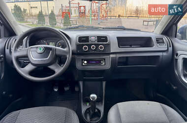 Хэтчбек Skoda Fabia 2009 в 