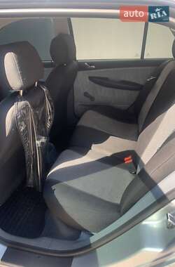 Седан Skoda Fabia 2002 в 