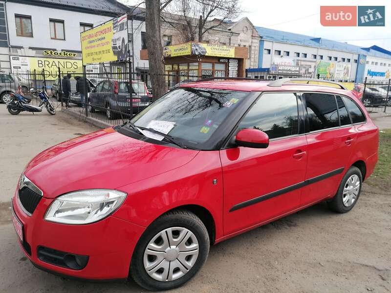 Универсал Skoda Fabia 2009 в 