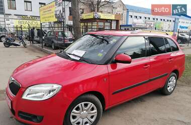 Универсал Skoda Fabia 2009 в 