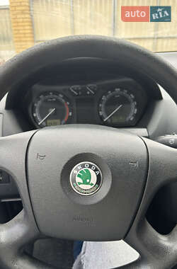 Хэтчбек Skoda Fabia 2007 в 