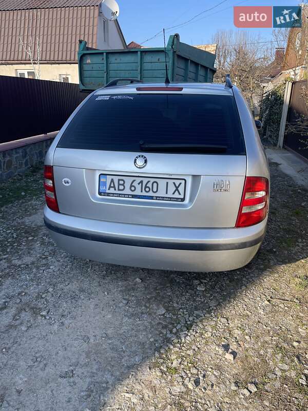 Універсал Skoda Fabia 2004 в Вінниці