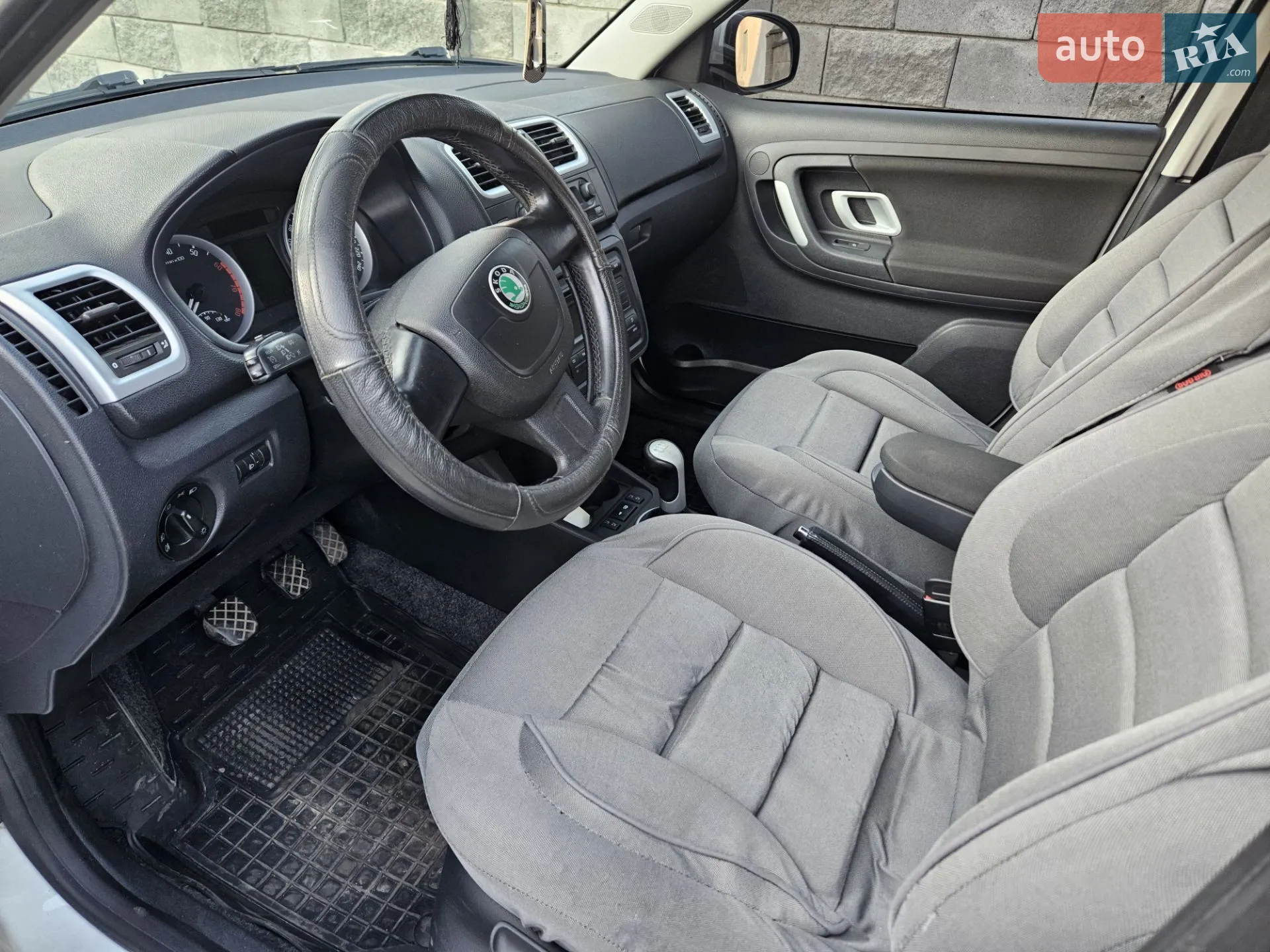2010 Skoda Fabia - мініатюра 14