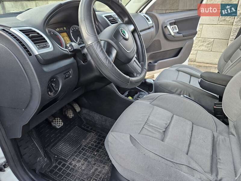 Хетчбек Skoda Fabia 2010 в Рівному